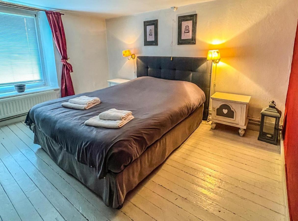 La Maison Hote, De Charme En Bord De Semois Holiday home