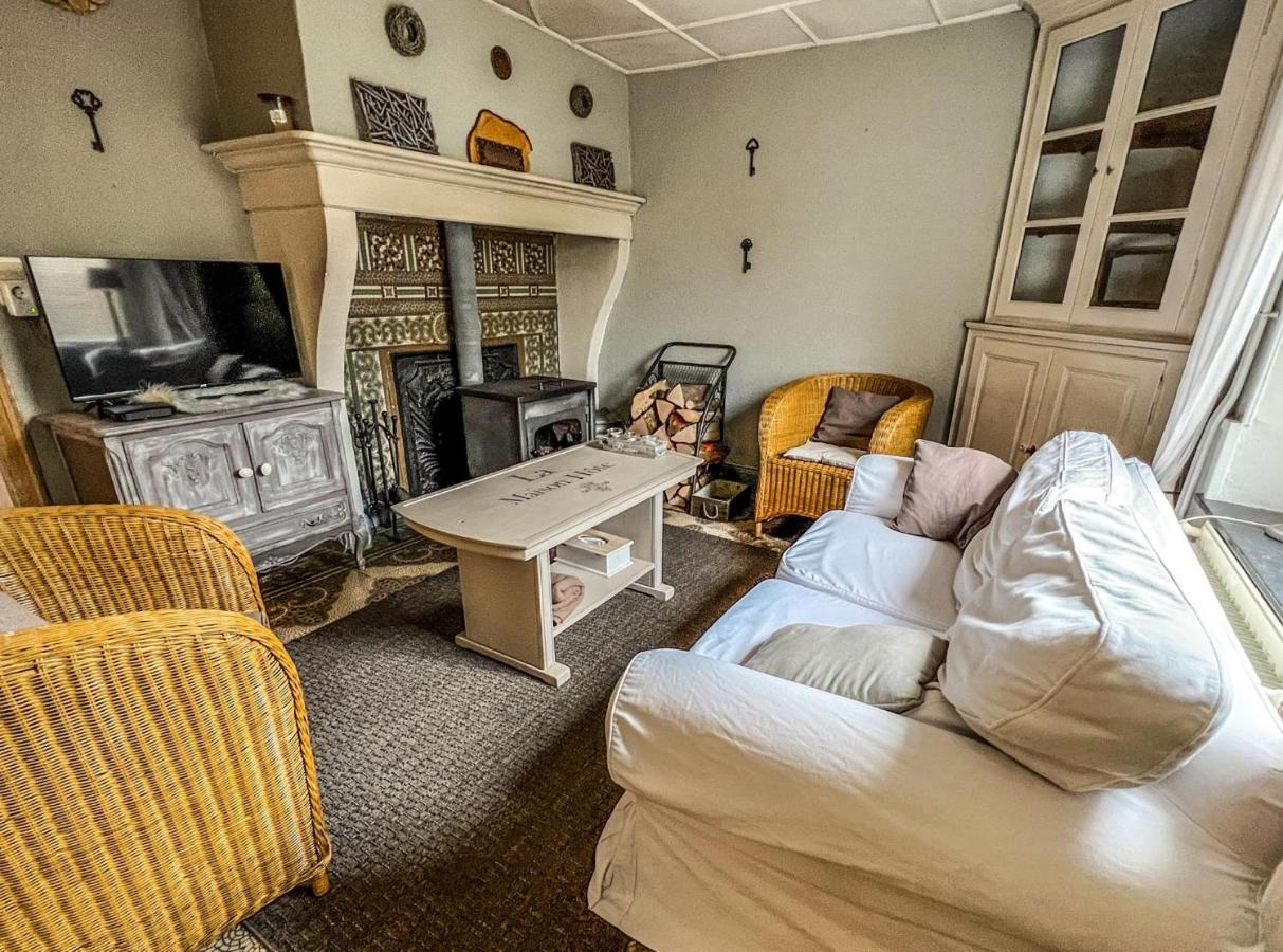 La Maison Hote, De Charme En Bord De Semois Holiday home